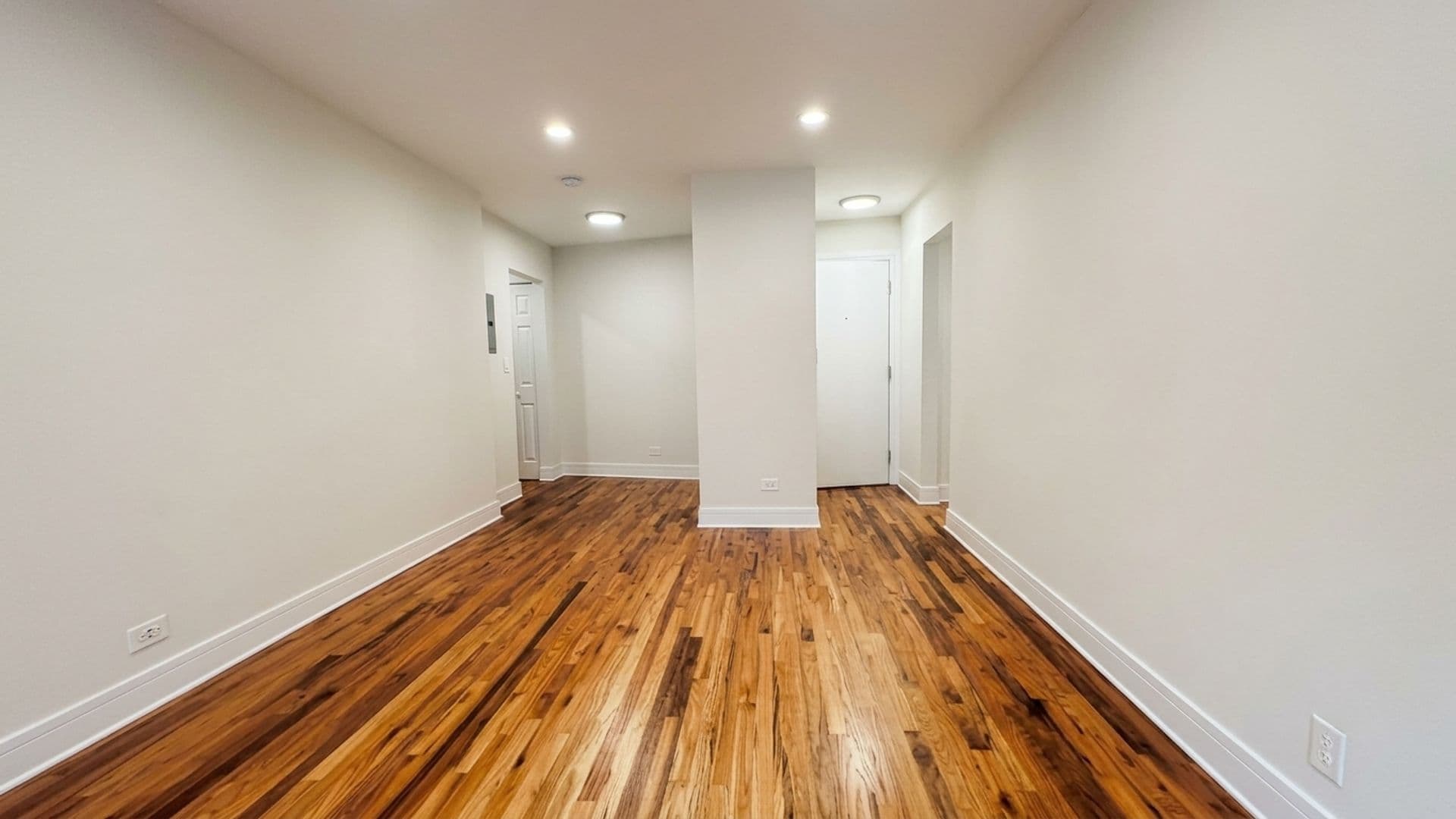 Chicago Apartment: 6954 N. Sheridan