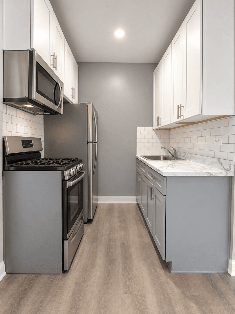 Chicago Apartment: 4031 N. Kenmore