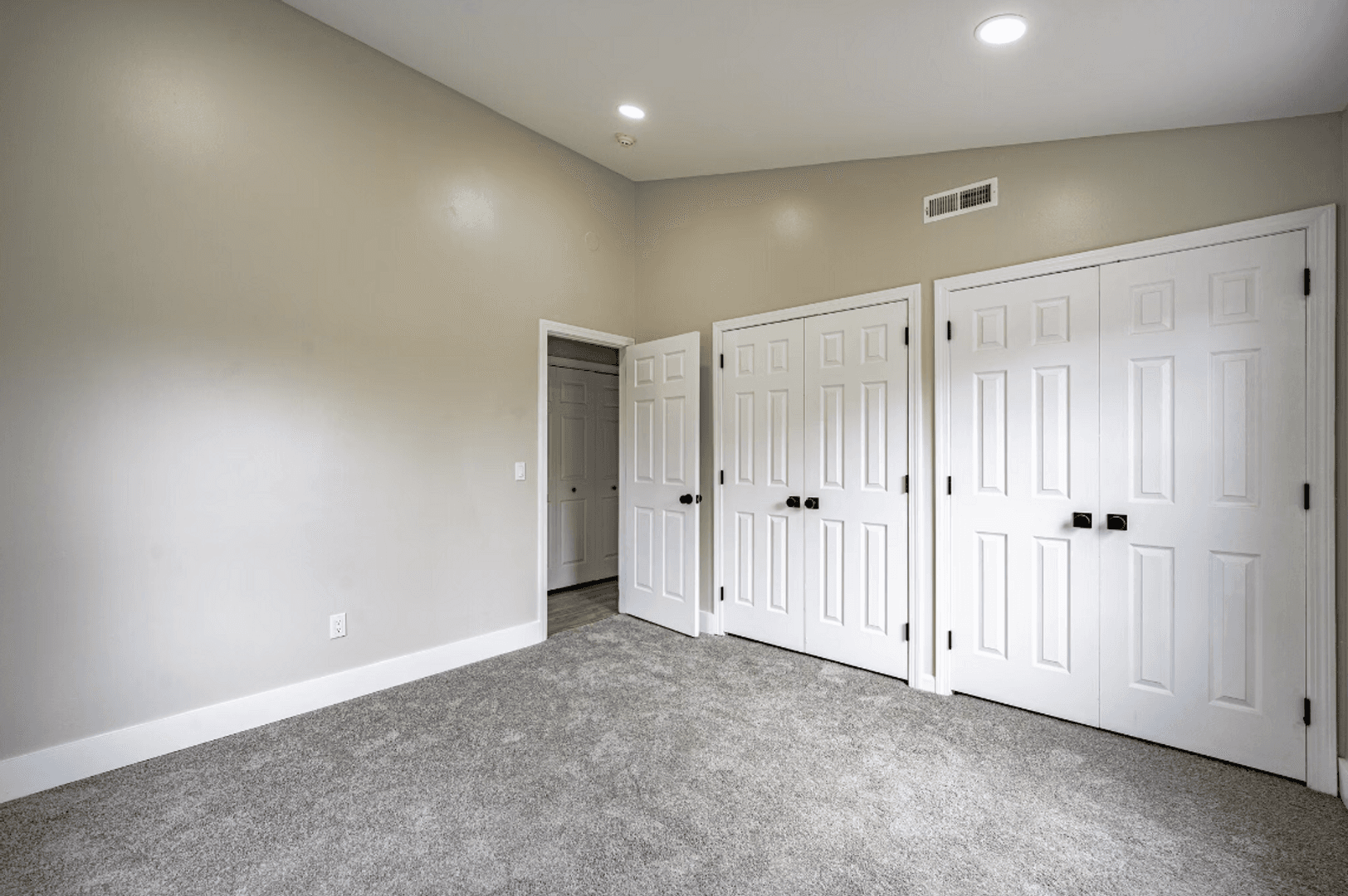 Milford Apartment: 253 W River Street Milford, CT 06461