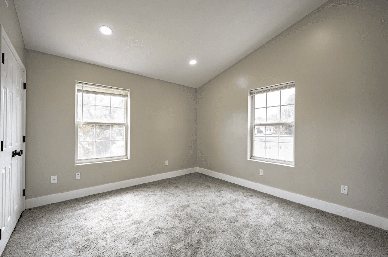 Milford Apartment: 253 W River Street Milford, CT 06461