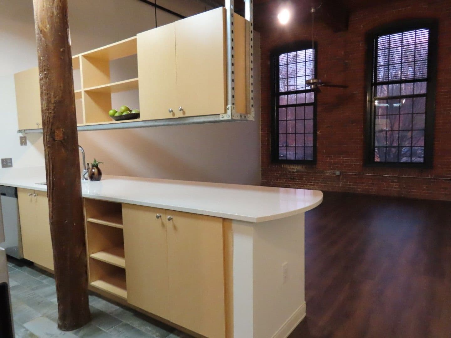Cumberland Apartment: 51 Front St
