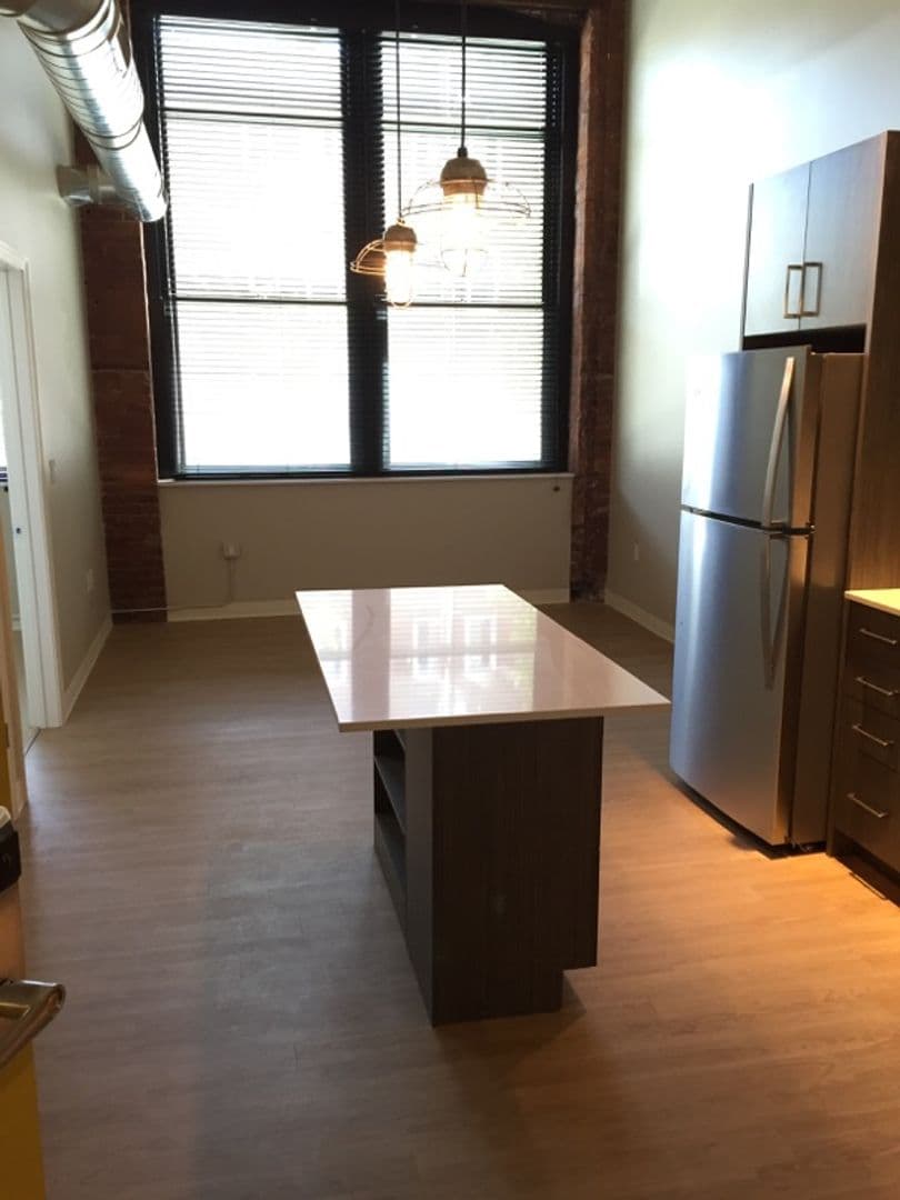 New Haven Apartment: 275 Winchester Ave