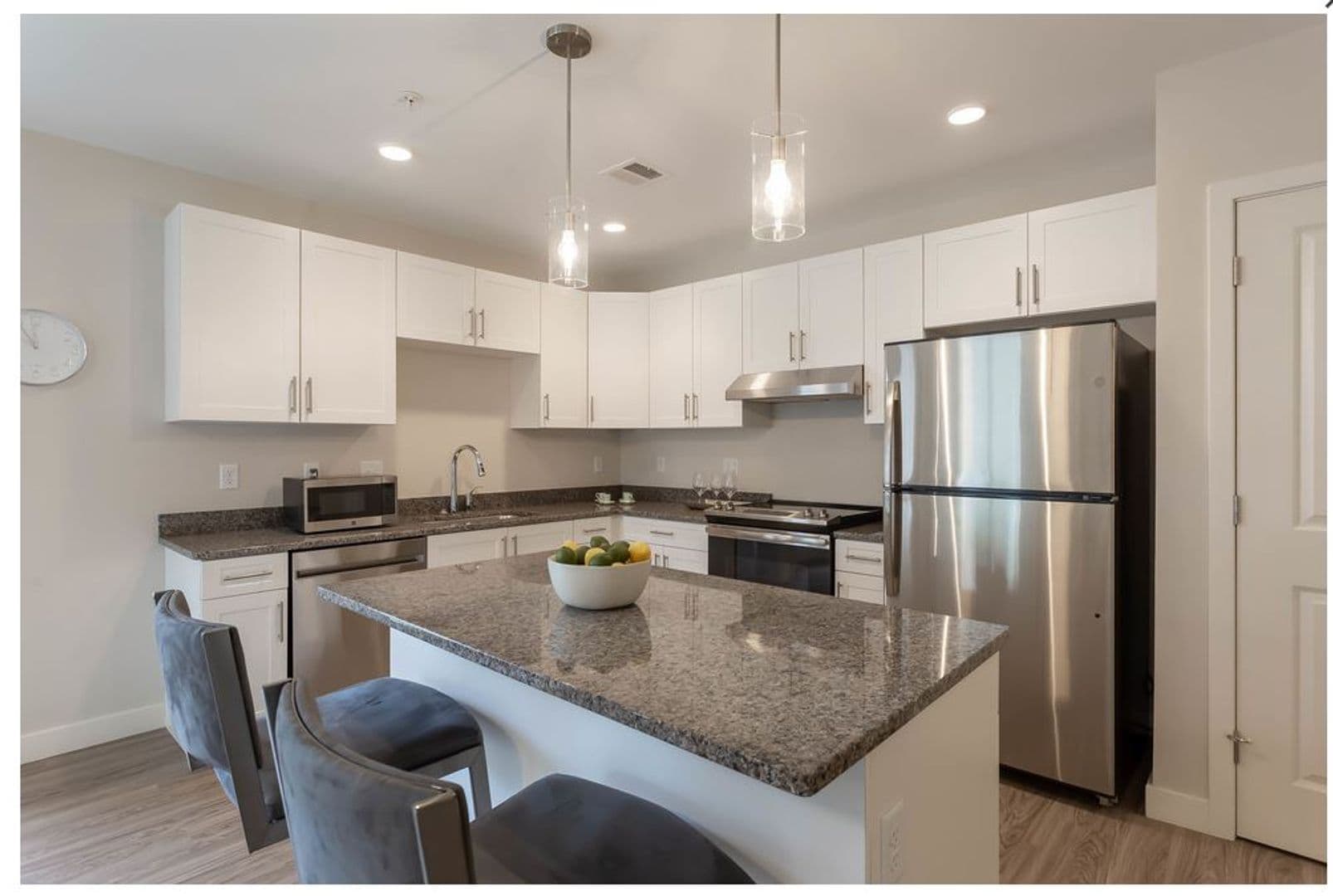Vernon Apartment: 2 Trail Run, Clubhouse
