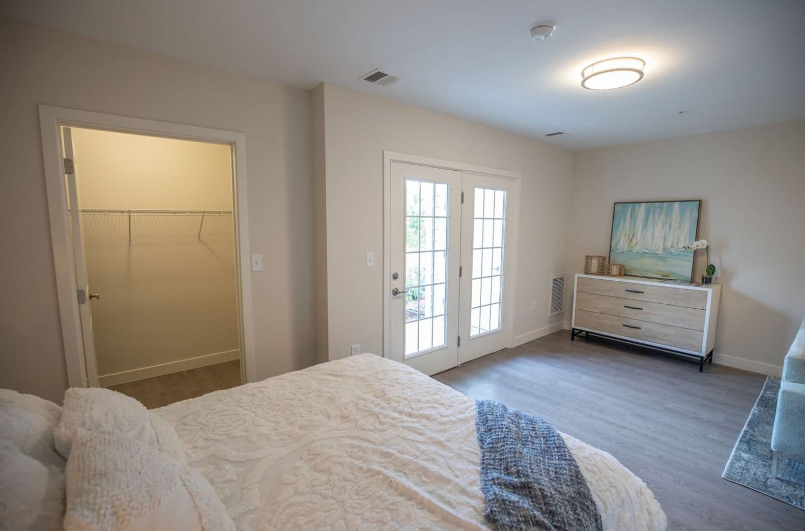 Vernon Apartment: 2 Trail Run, Clubhouse