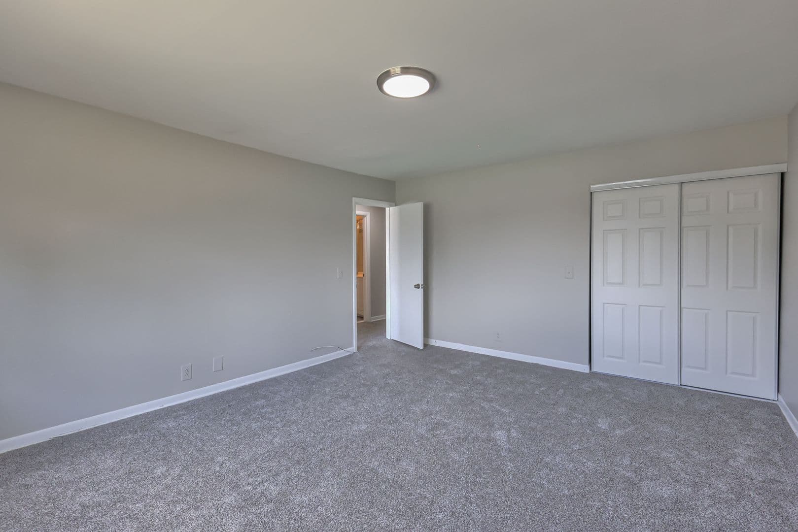 Nashville Apartment: 914 Winthorne Drive