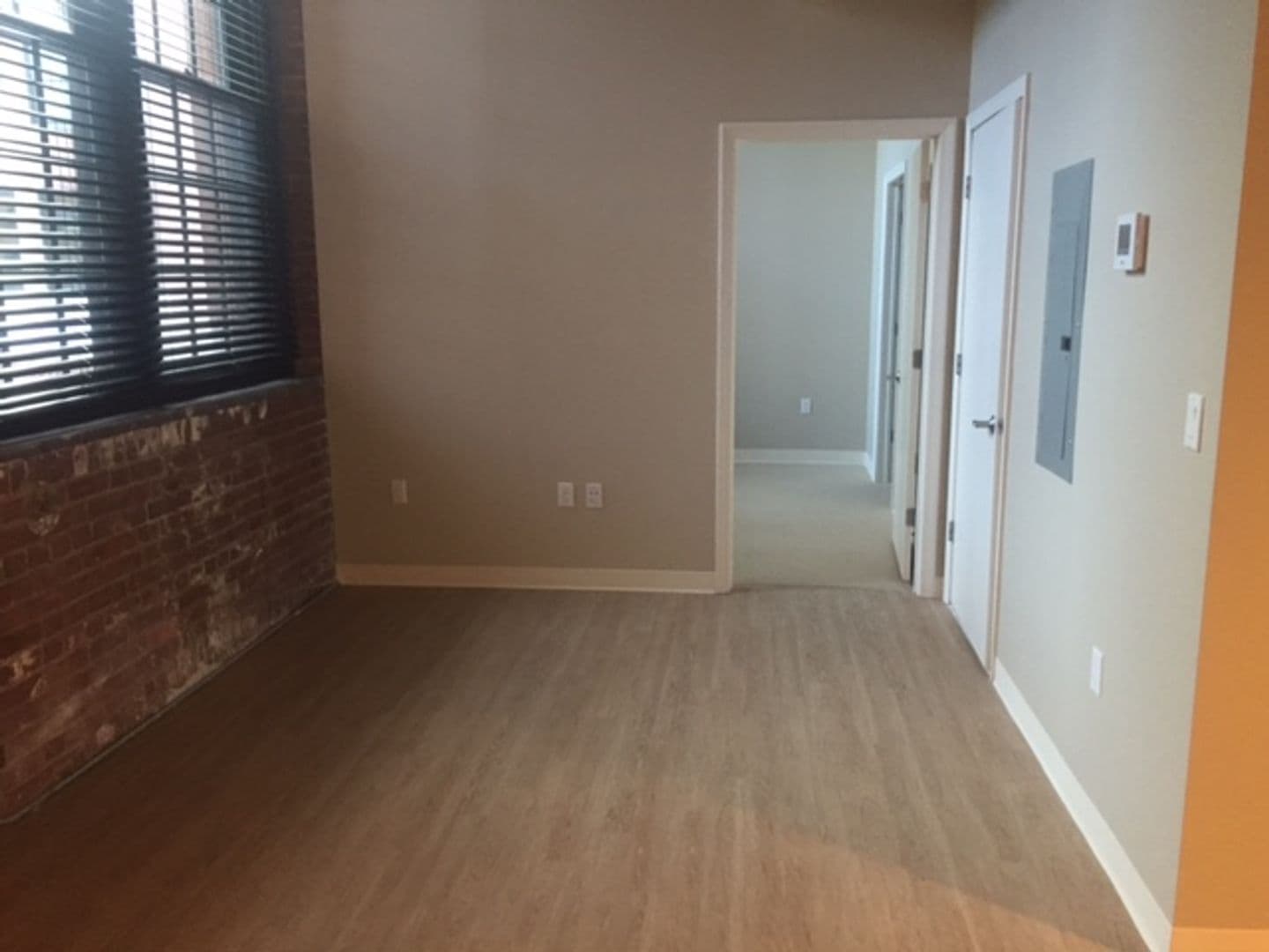 New Haven Apartment: 275 Winchester Ave