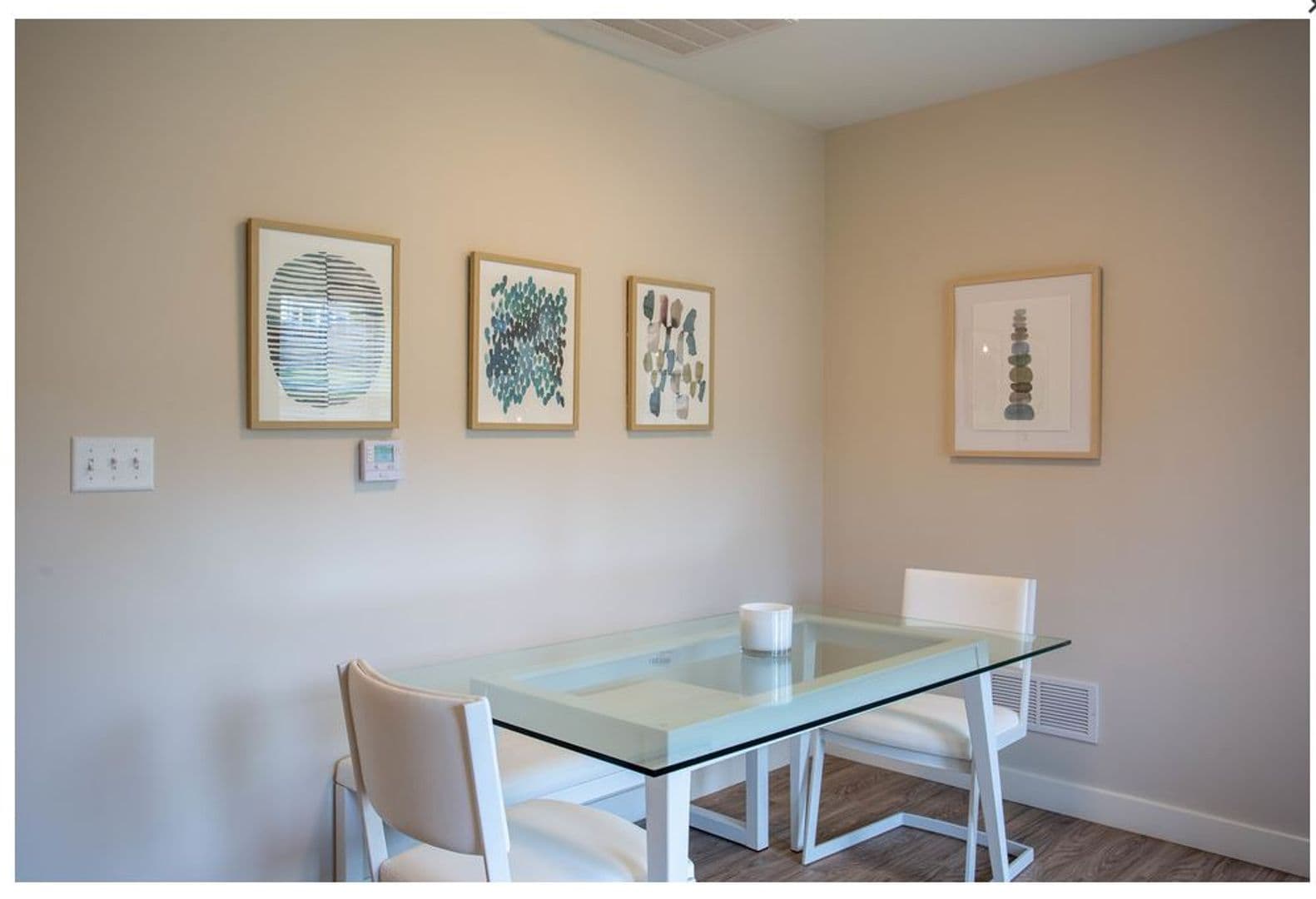 Vernon Apartment: 2 Trail Run, Clubhouse