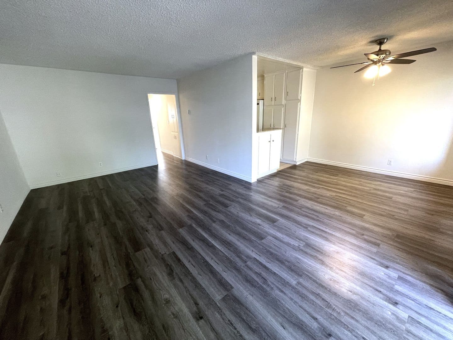Los Angeles Apartment: 3486 Military Avenue