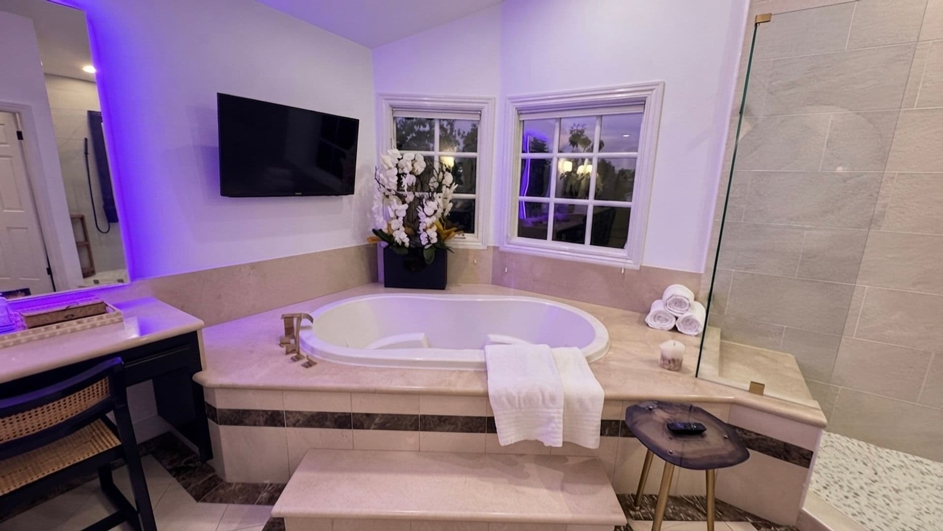 PACIFIC PALISADES House: 1423 Floresta Place