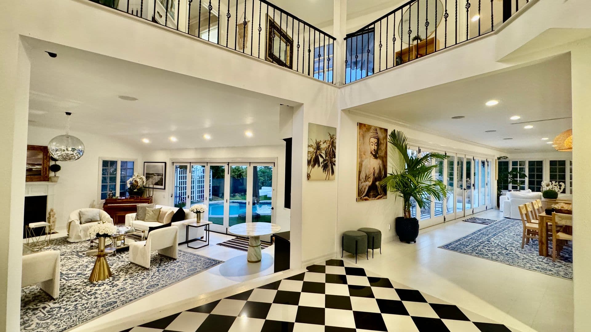 PACIFIC PALISADES House: 1423 Floresta Place