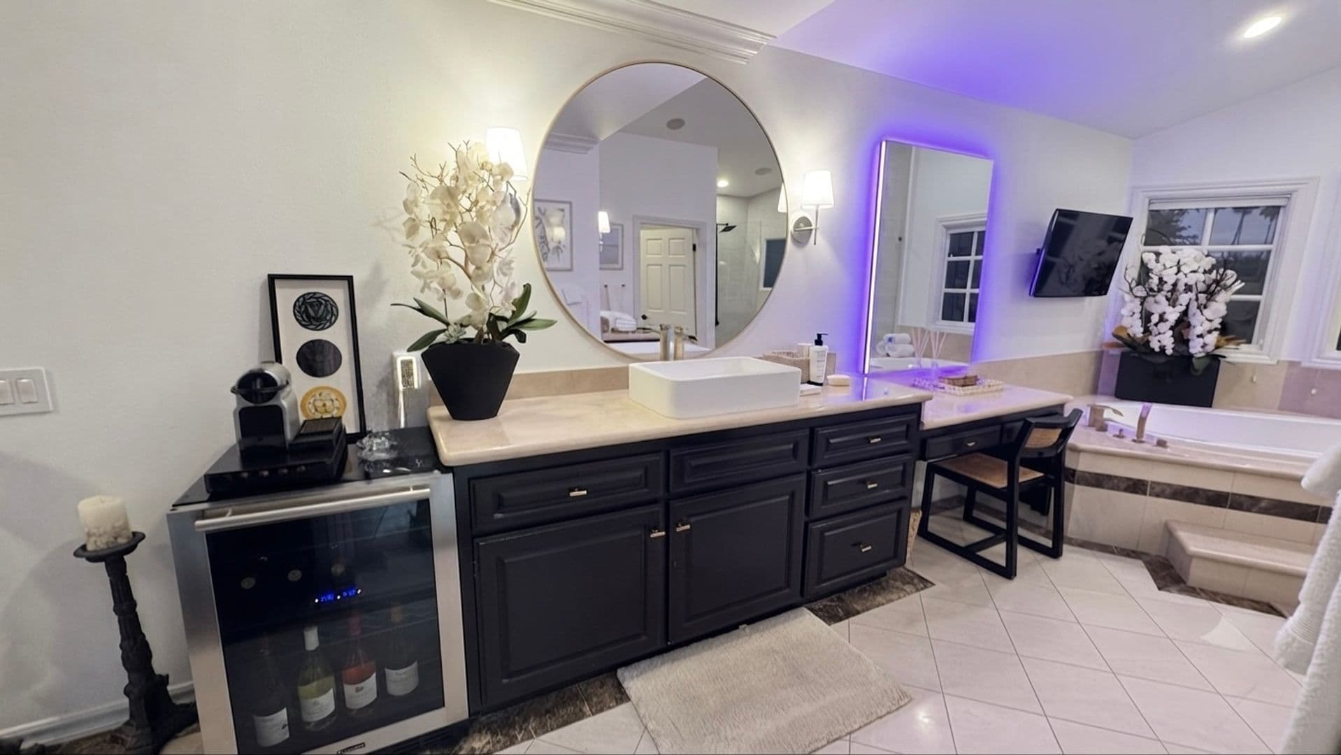 PACIFIC PALISADES House: 1423 Floresta Place