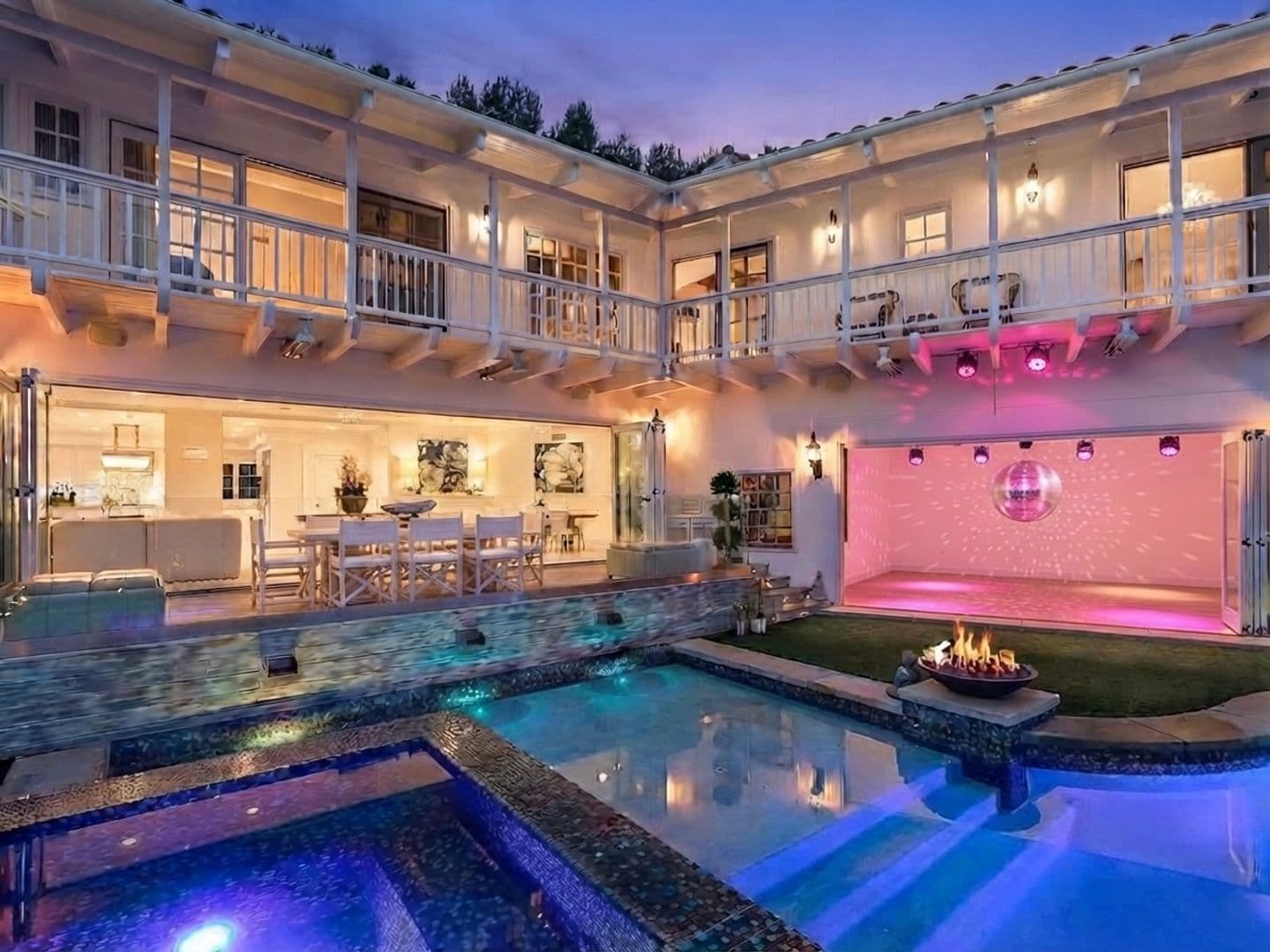 PACIFIC PALISADES House: 1423 Floresta Place