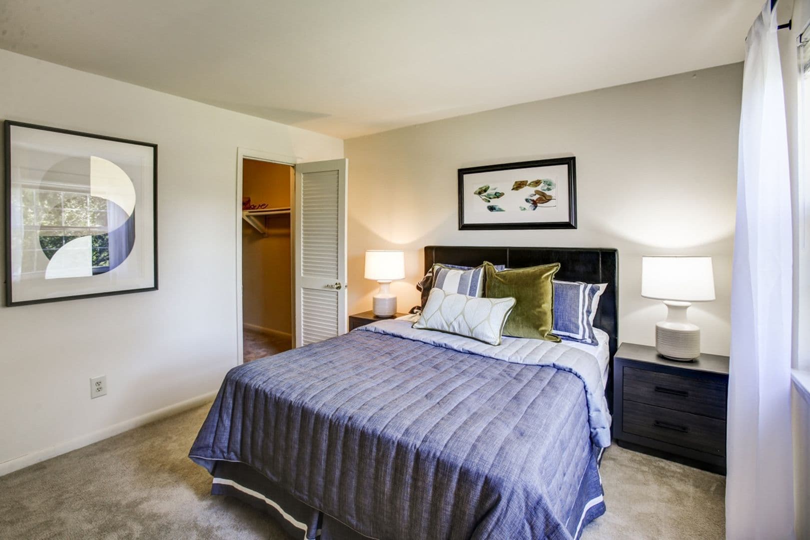 McLean Apartment: 1805 Wilson Lane