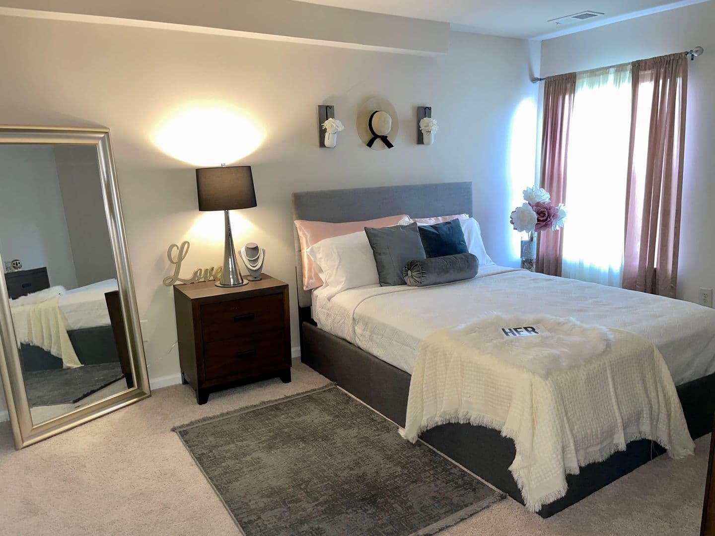 McLean Apartment: 1805 Wilson Lane
