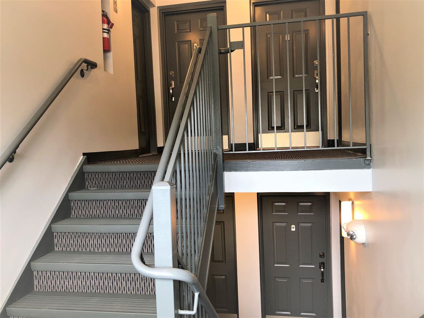 McLean Apartment: 1805 Wilson Lane