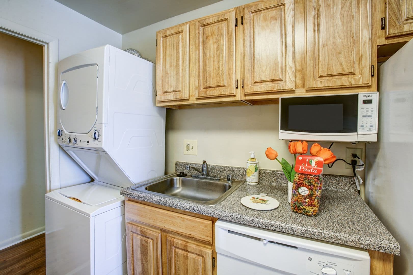 McLean Apartment: 1805 Wilson Lane