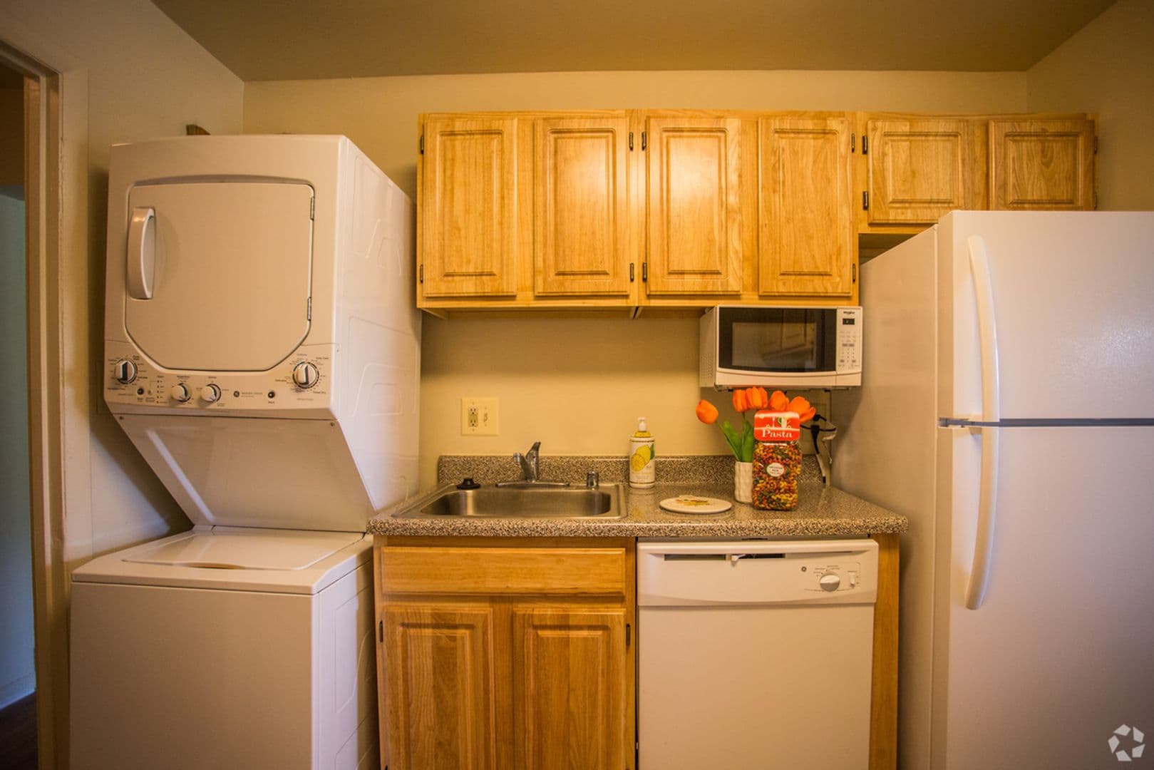 McLean Apartment: 1805 Wilson Lane