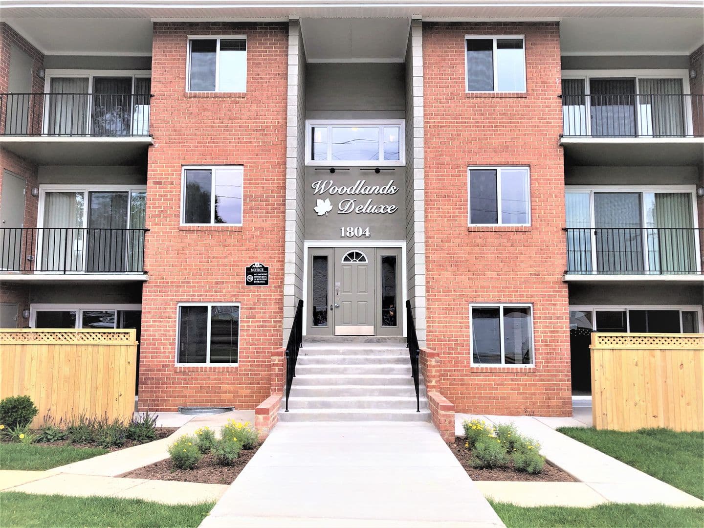 McLean Apartment: 1805 Wilson Lane