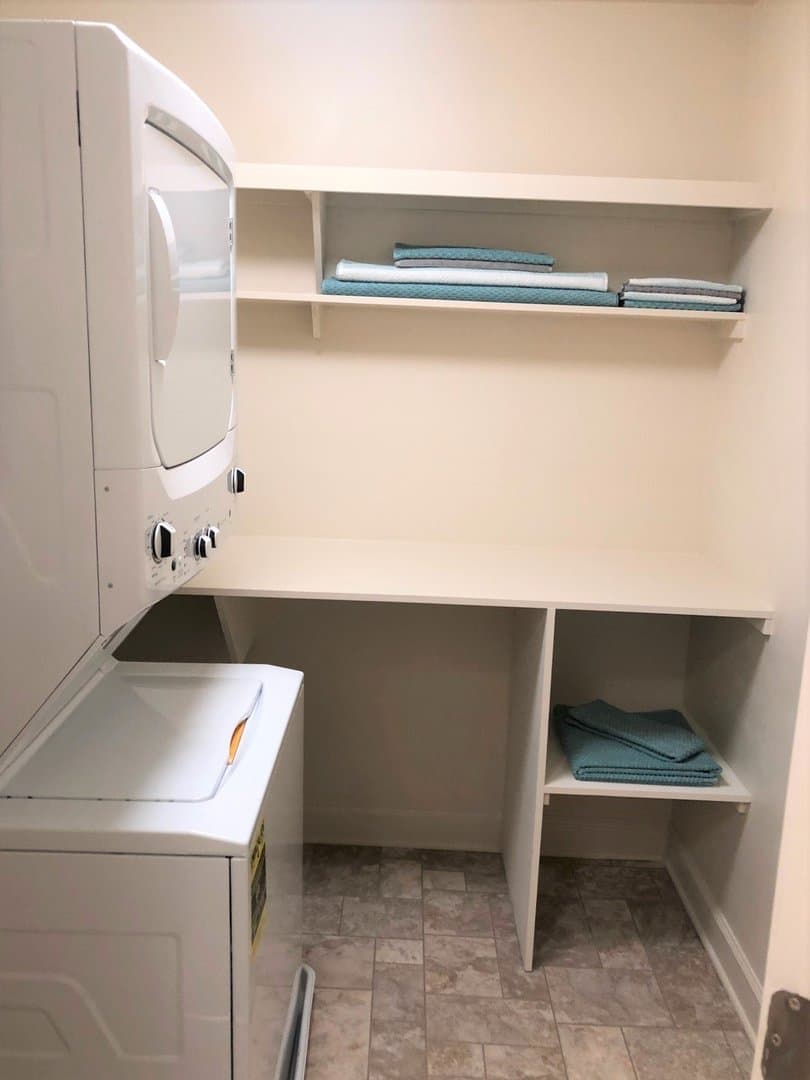 McLean Apartment: 1805 Wilson Lane