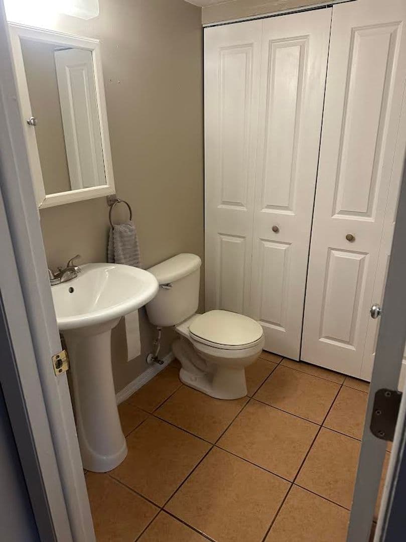 Fort Myers Townhome: 3363 Alouette Cir Bldg 104 APT 3