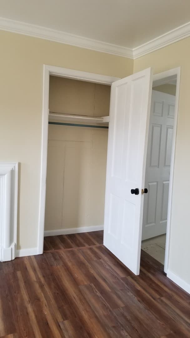 Beaver Apartment: 457 State Avenue