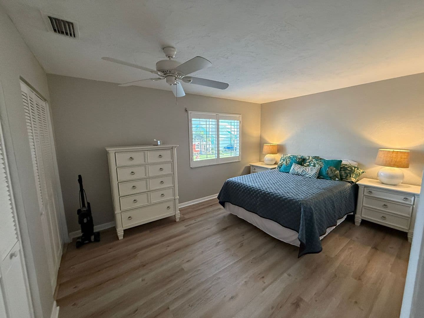 Ft Myers Beach Apartment: 247 Curlew Street
