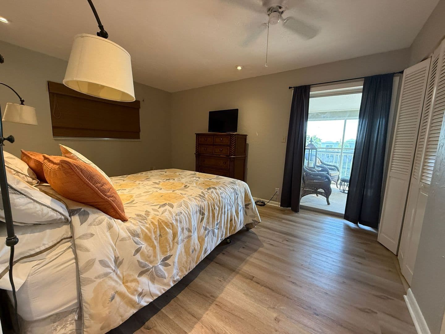 Ft Myers Beach Apartment: 247 Curlew Street