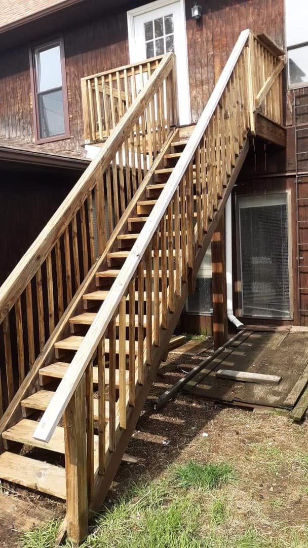 Beaver Apartment: 457 State Avenue