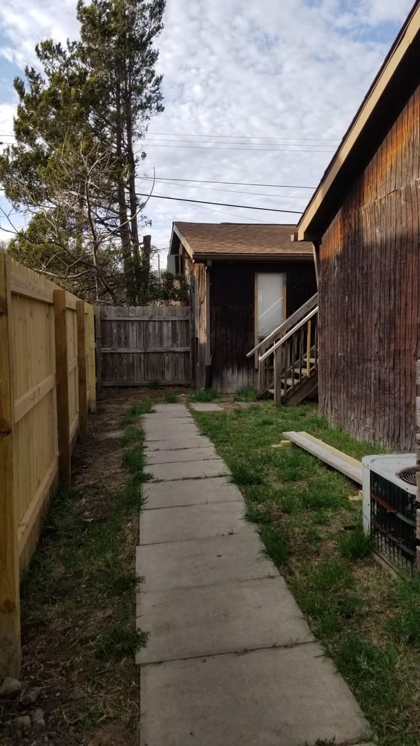 Beaver Apartment: 457 State Avenue