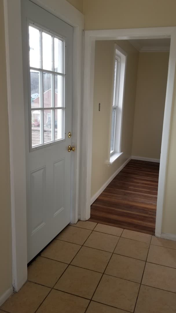 Beaver Apartment: 457 State Avenue