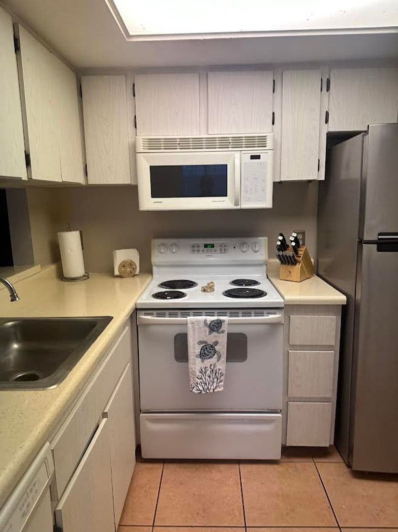 Fort Myers Townhome: 3363 Alouette Cir Bldg 104 APT 3
