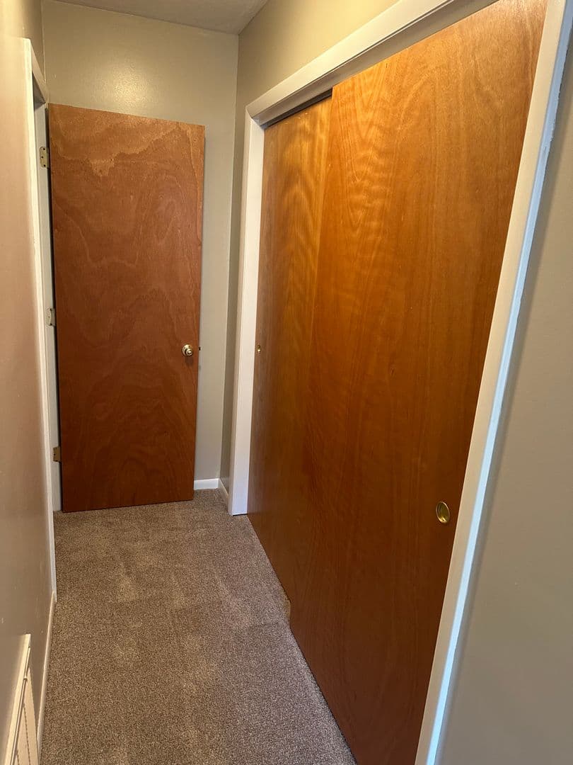 New Brighton Apartment: 1463 Penn Ave
