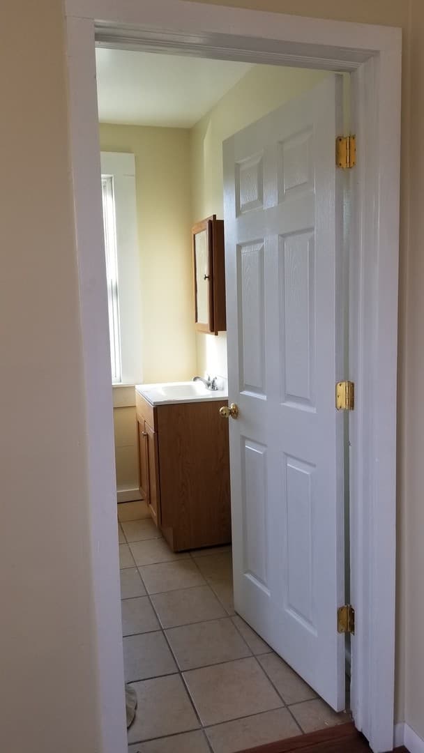 Beaver Apartment: 457 State Avenue