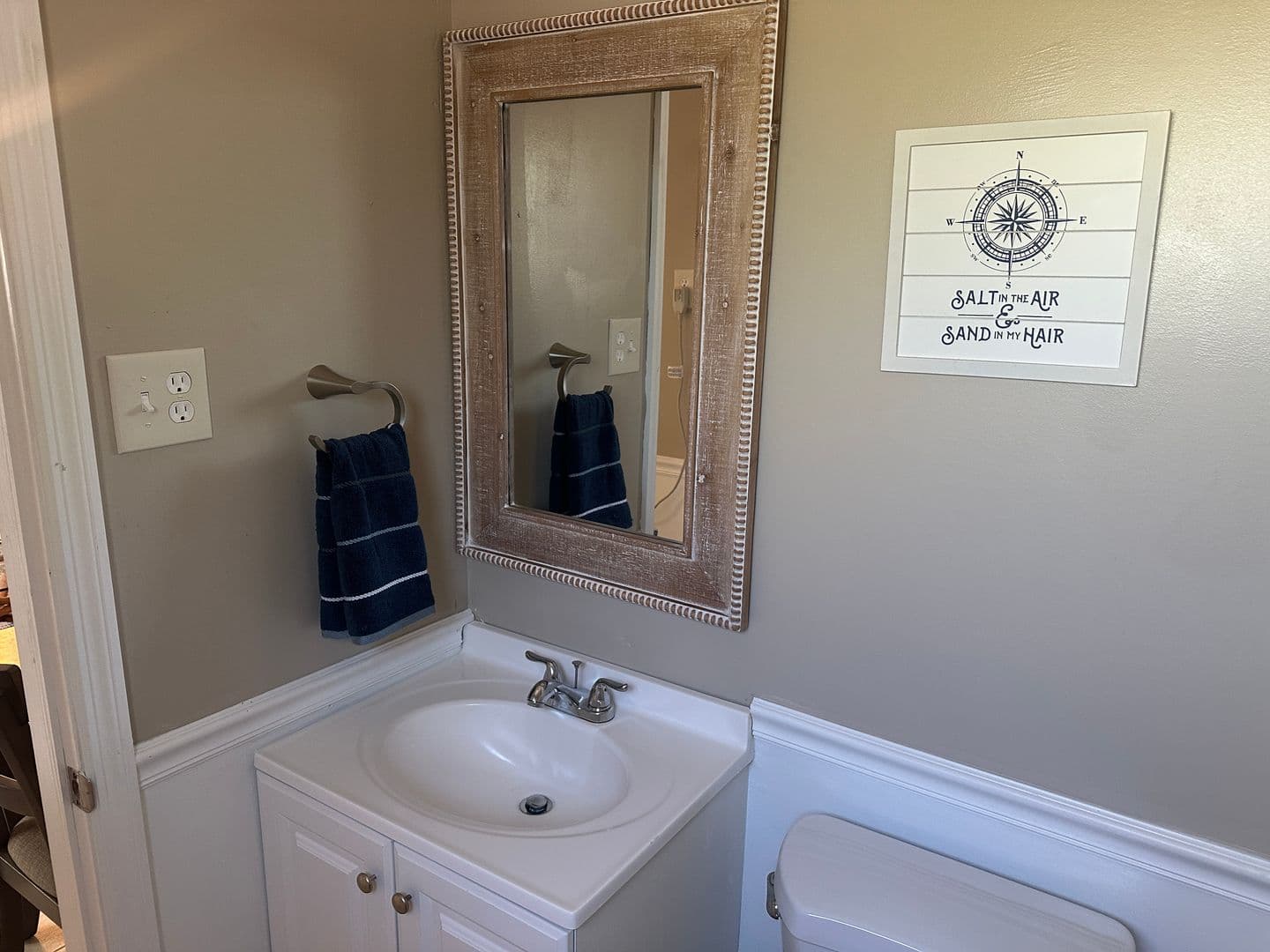 Ft Myers Beach Apartment: 247 Curlew Street