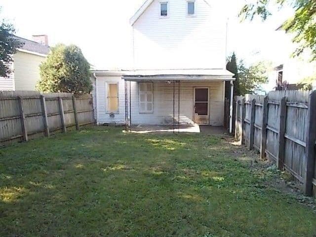 Rochester House: 471 Oregon Ave