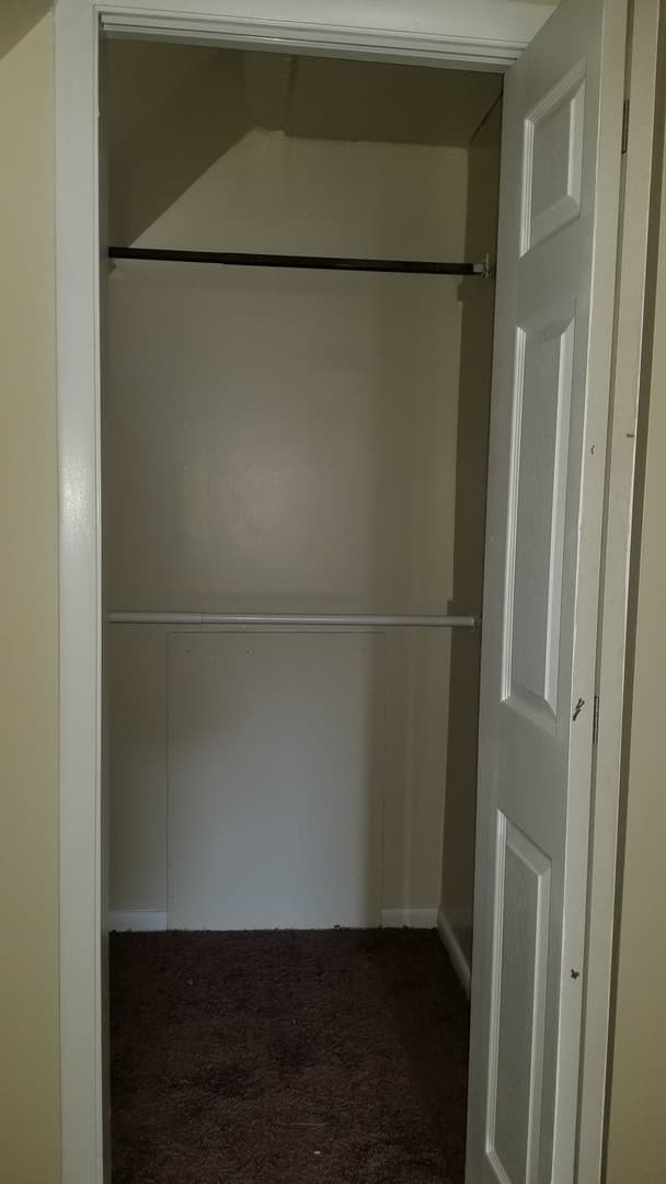 Beaver Apartment: 457 State Avenue