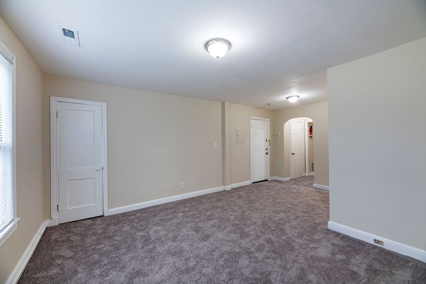 Washington Apartment: 351 Parkland Pl SE