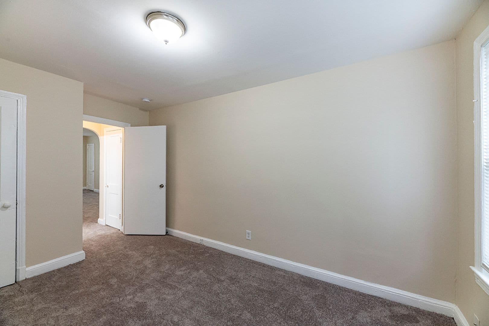Washington Apartment: 351 Parkland Pl SE