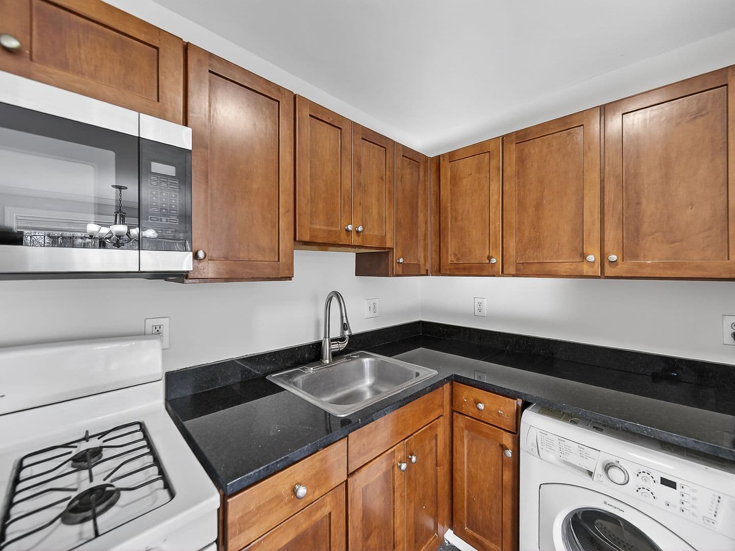 Washington House: 3111 Naylor Rd SE, Apt 104