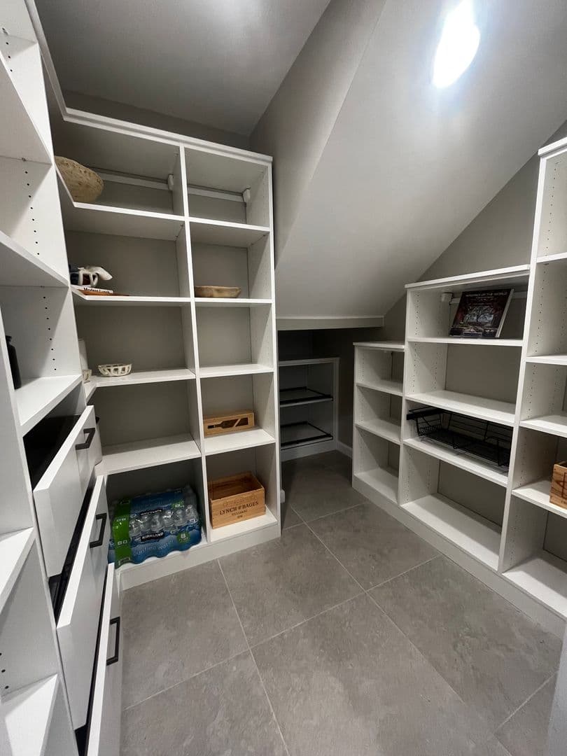 Temecula House: 32522 Brunello Way