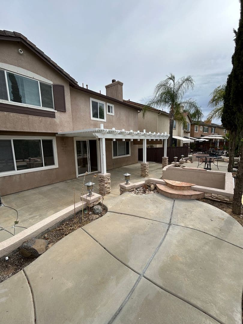 Temecula House: 45169 Tioga St