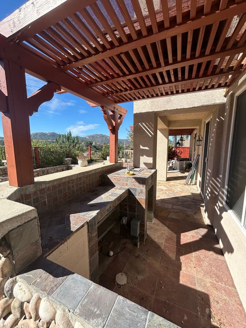 Temecula House: 32977 Anasazi Dr