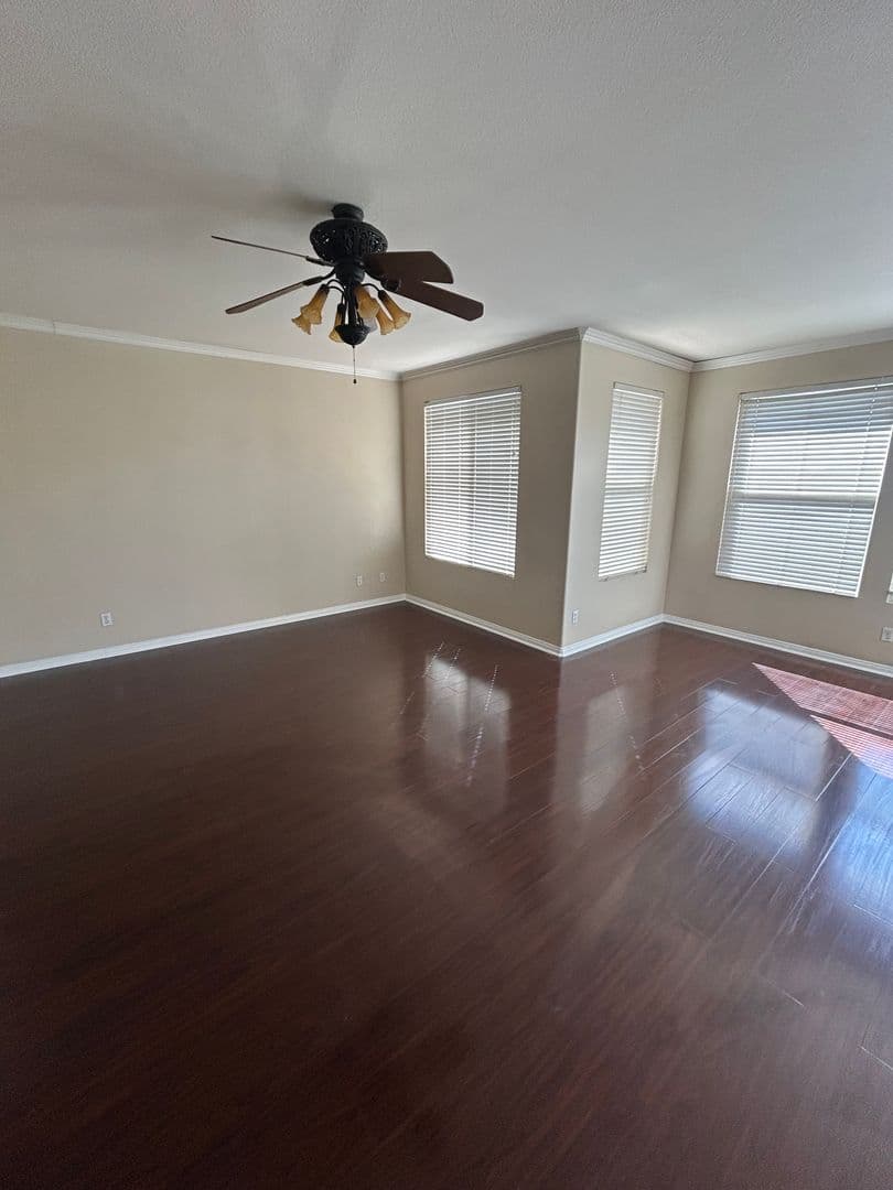 Temecula House: 32977 Anasazi Dr