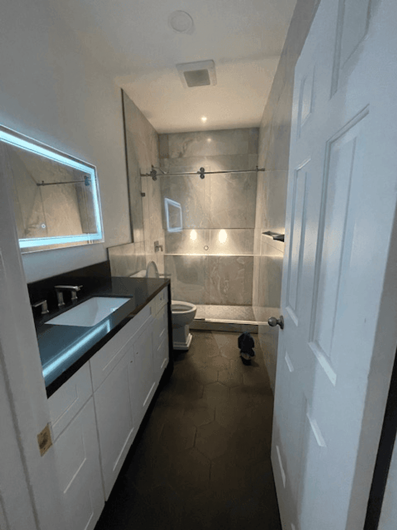 Placentia House: 1415 Samp Ln