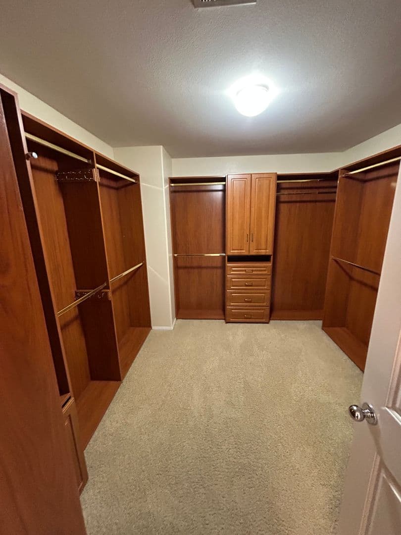 Temecula House: 45169 Tioga St