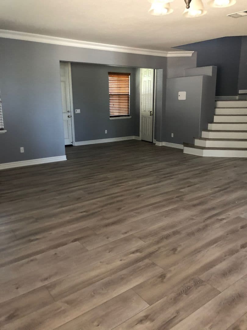 Corona House: 519 Cedarbrook Lane