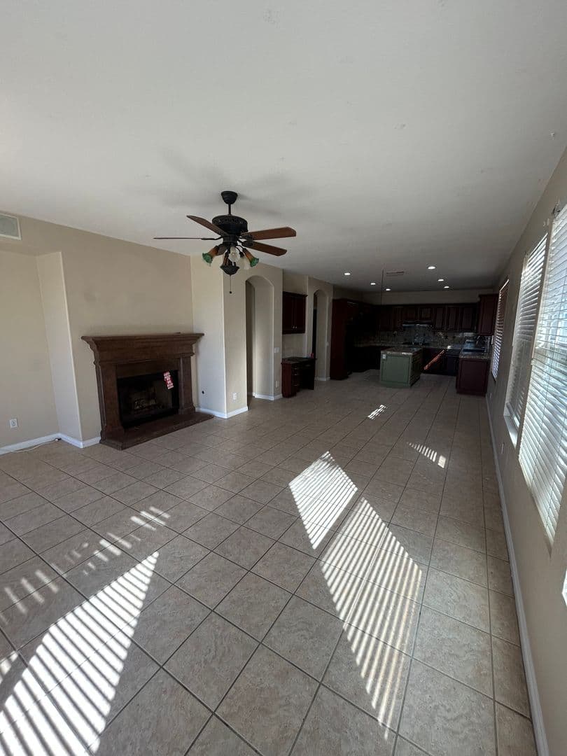 Temecula House: 32977 Anasazi Dr