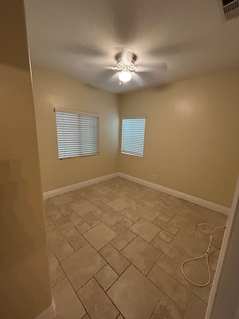 Temecula House: 45169 Tioga St