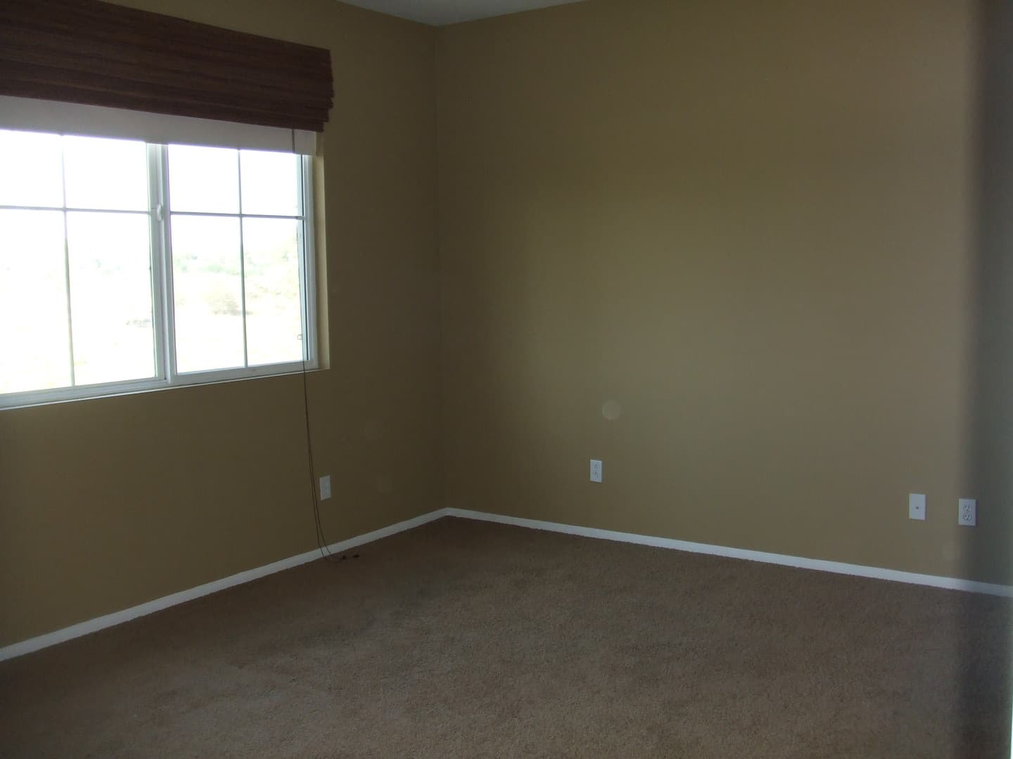 Temecula House: 31136 Strawberry Tree