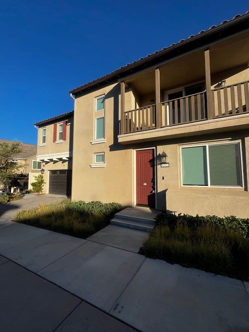Temecula House: 32522 Brunello Way